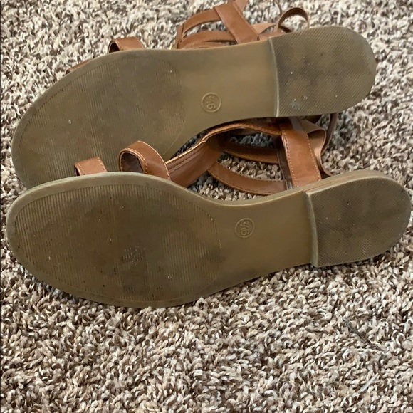 Really cute gladiator sandals. - Picture 5 of 5